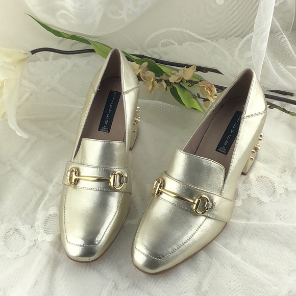 Steven by Steve Madden Gold Leather Block Heels - Picture 8 of 8